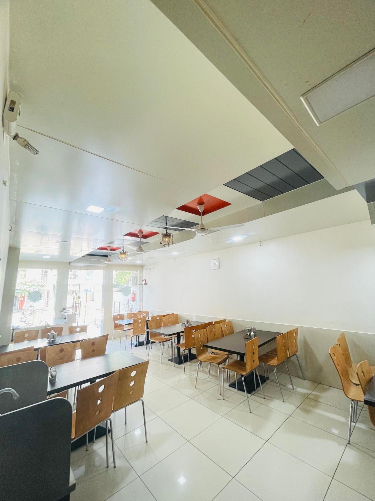 Hotel Rajdhani And Guest House Gujarat - Best Family Hotel In Halol Near Pavagadh And Halol Gidc Eksteriør billede